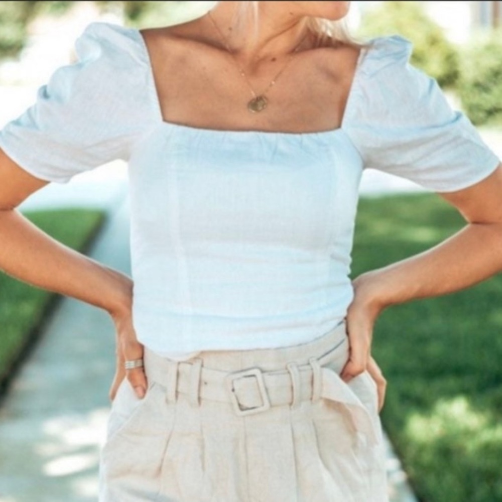 Linen puff sleeve top
